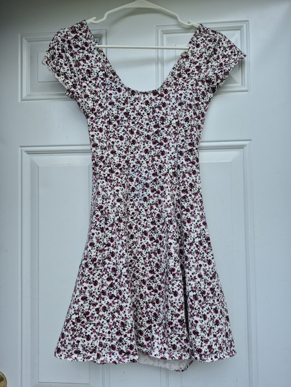 White And Pink Stretchy Coquette Girlgoodcore Floral Mini Dress W/ Back Cutout